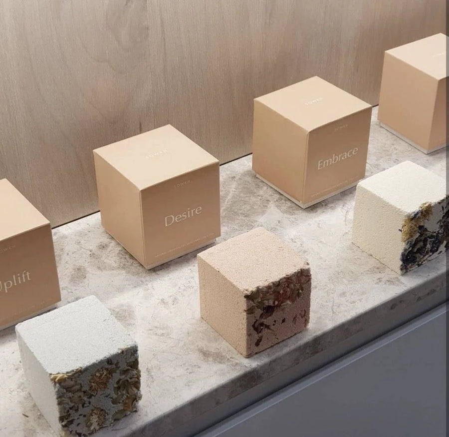 SOWKH | EMBRACE BATH CUBE